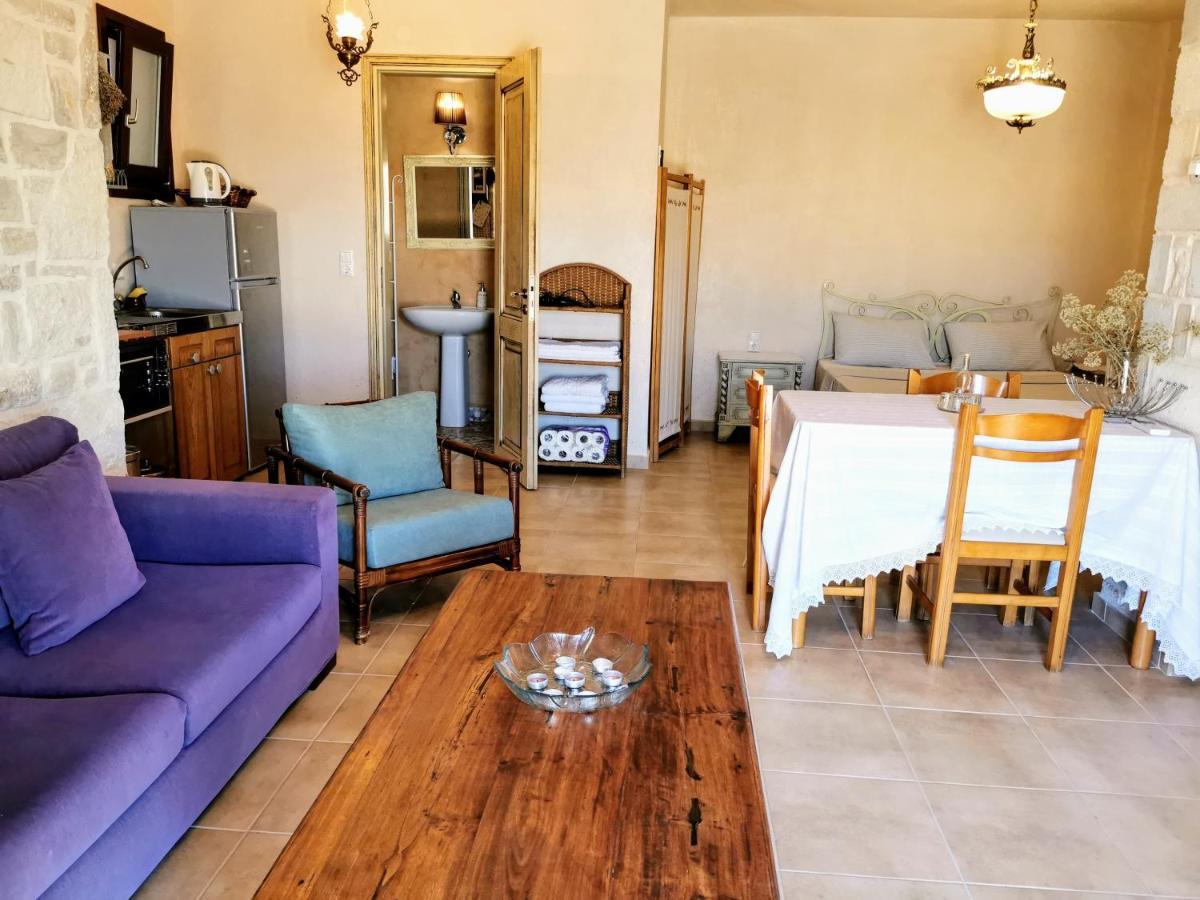 Aelia Apartment กามิลารี ภายนอก รูปภาพ