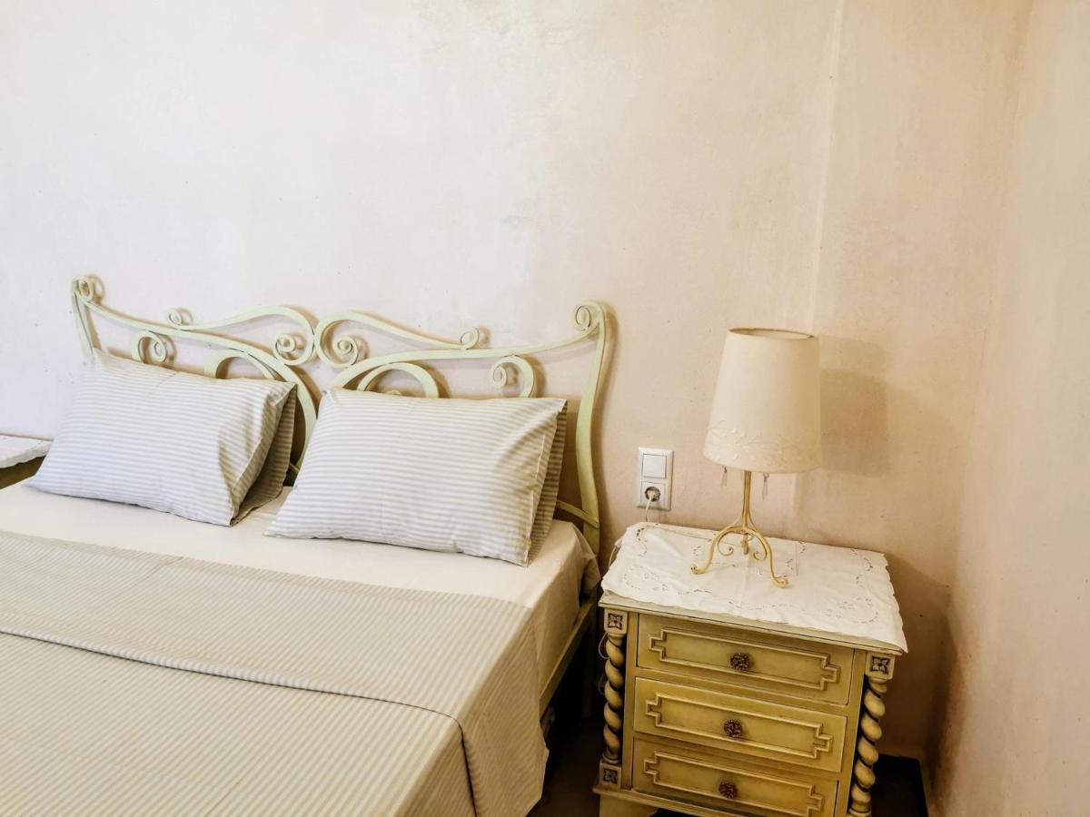 Aelia Apartment กามิลารี ภายนอก รูปภาพ